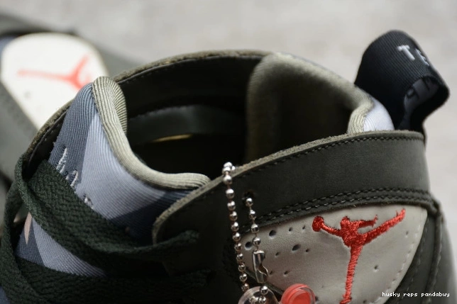 Cheap Husky Jordan Air x Patta AT3375-100 Icicle 7 0802